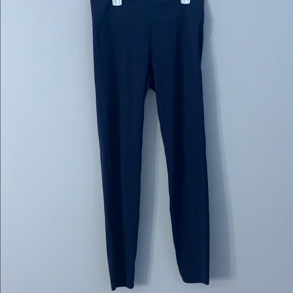 Navy blue leggings